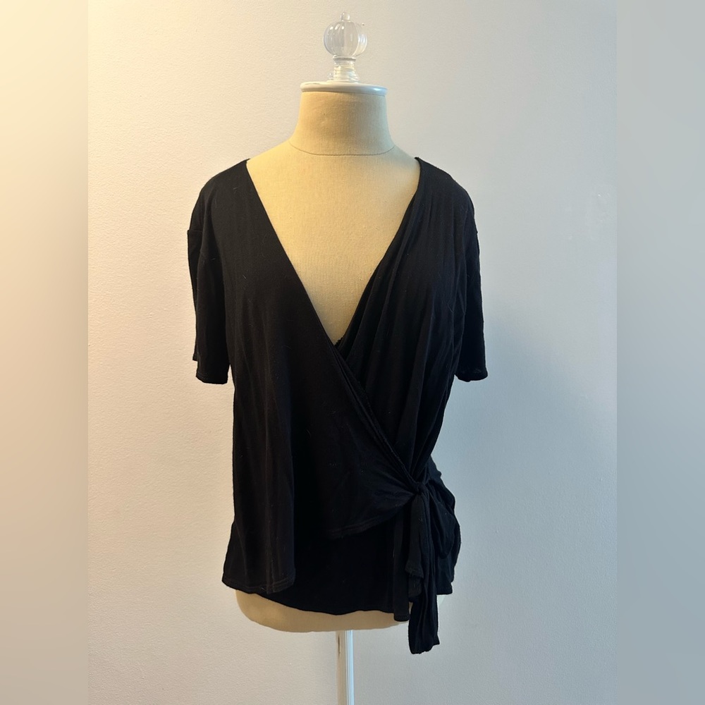 Black Tie Waist Knit Top